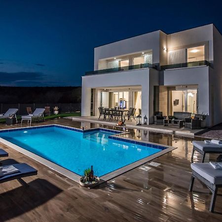 Villas Royal II With Private Pool Novalja Dış mekan fotoğraf