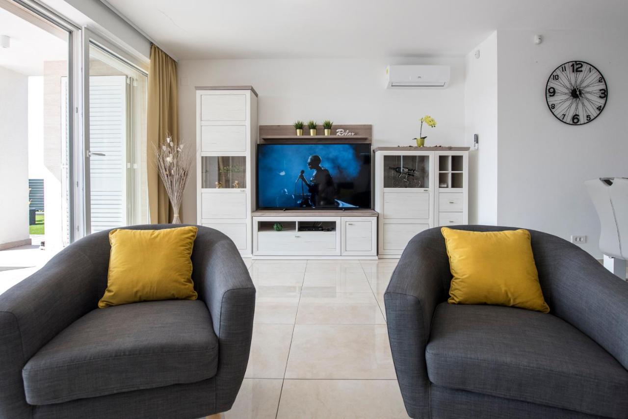 Villas Royal II With Private Pool Novalja Dış mekan fotoğraf